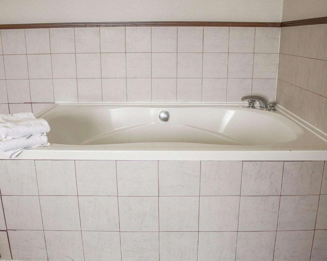 Norwood Inn & Suites Columbus Kültér fotó
